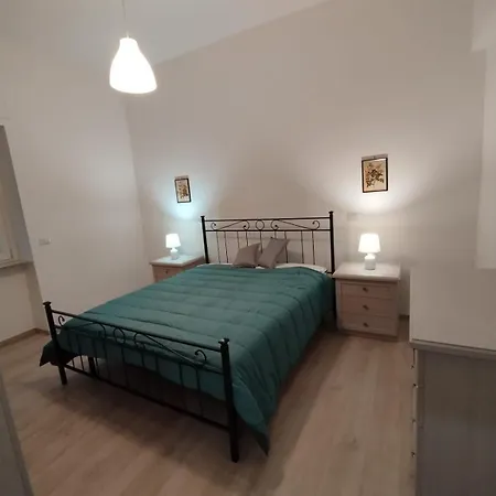 Quadrilocale Sebastiani Apartman *